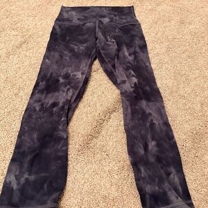 Lululemon leggings size 4 black marble